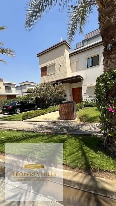 Largest and latest standalone villa 487 square meters with a park view in the heart of the Fifth Settlement, Azar Compound next to Mivida, Emaar, Palm Hills, and Mountain View, installment over 10 years