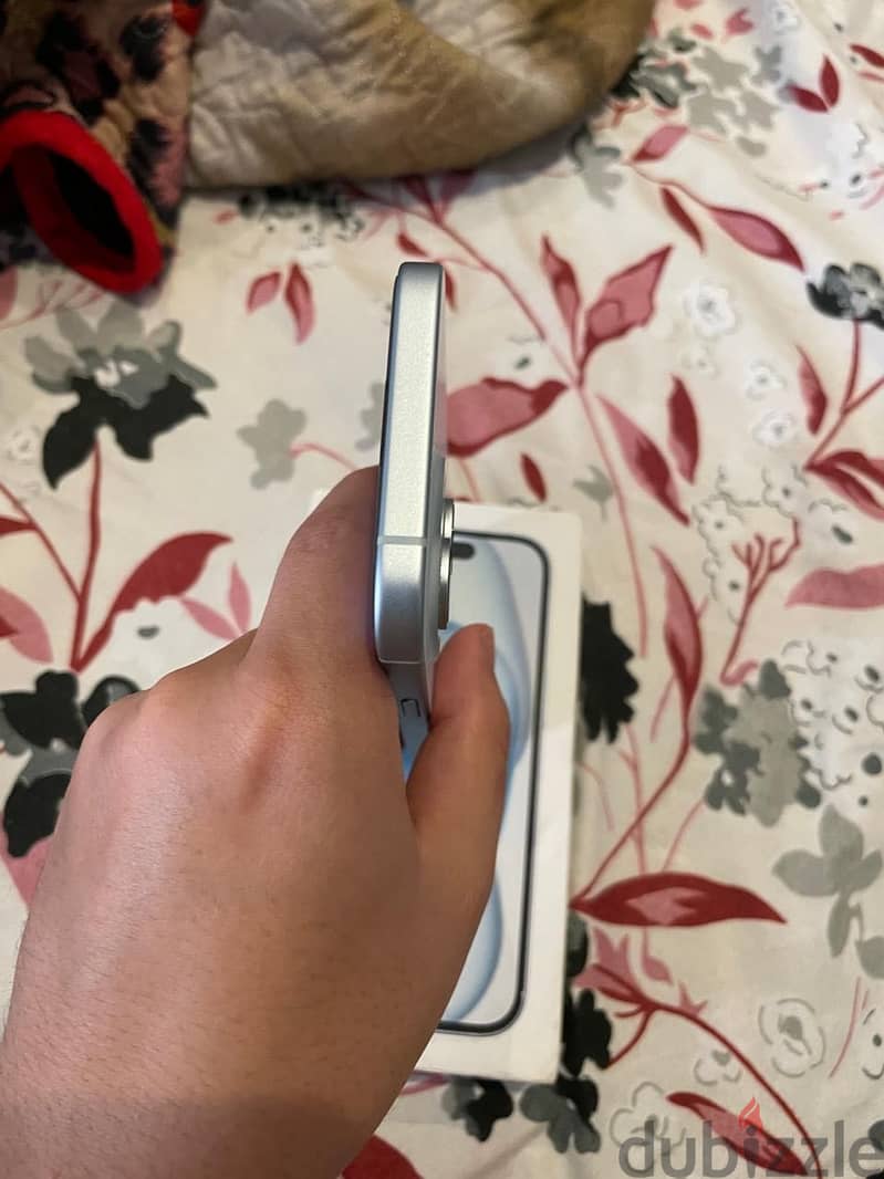 Apple - iPhone 15 3