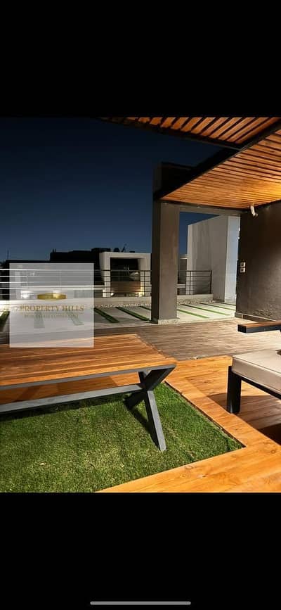 فيلا توين هاوس بفيو مميز للبيع استلام فوري في الباتيو كازا- Patio Casa في الشروق
