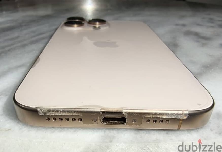 Apple - iPhone 16 Pro Max 3