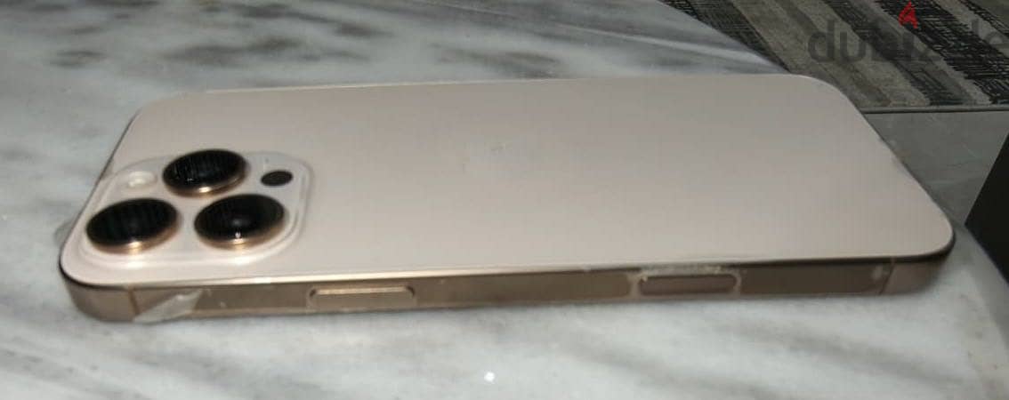 Apple - iPhone 16 Pro Max 4