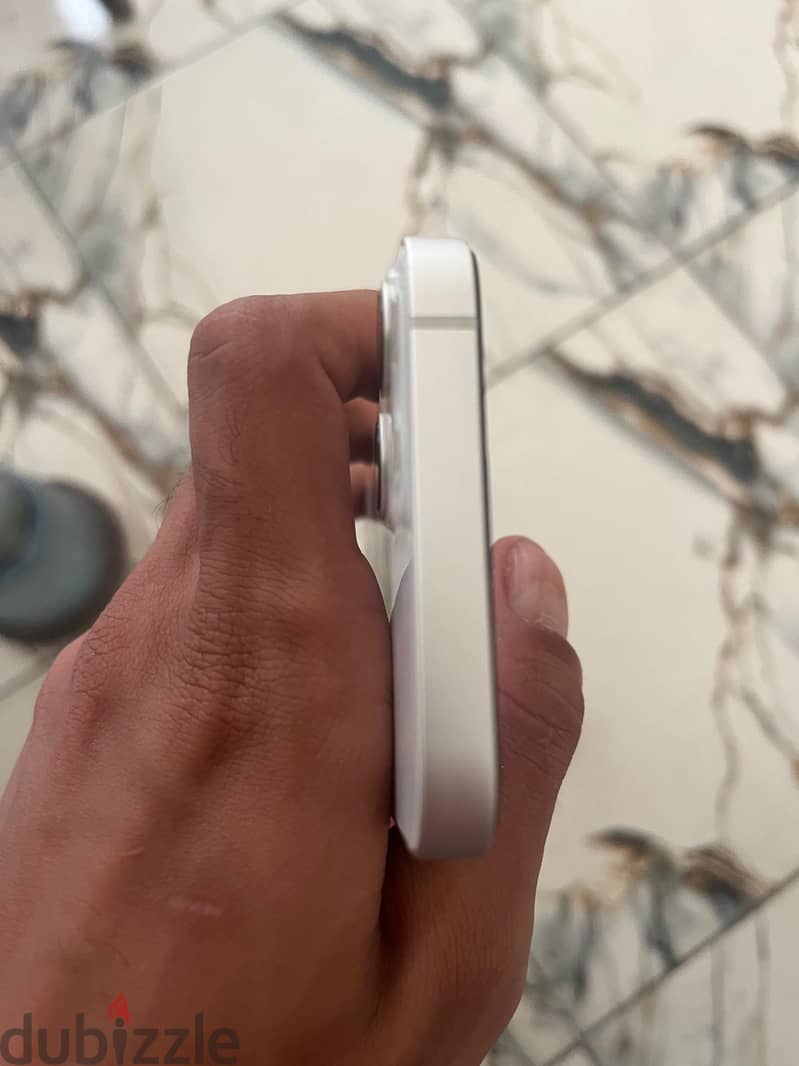 Apple - iPhone 13 4