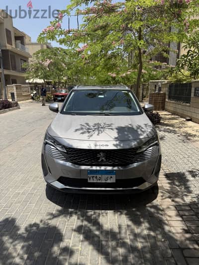 Peugeot 5008 2021