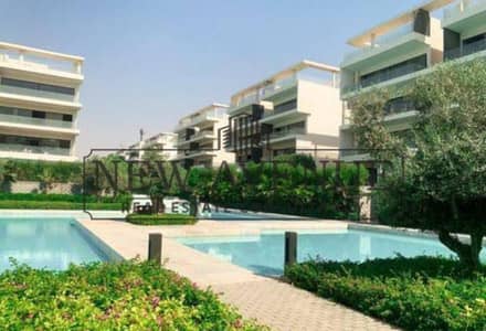 تشطيبات فاخرة - بحري - موقع متميز بإطلالة على اللاجون - استلام فوري - بحري - شقة للبيع في Lake view residenece