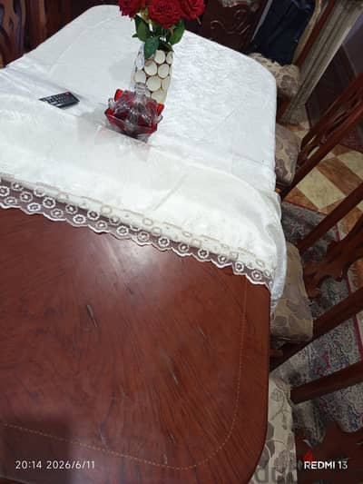 ترابيزة سفرة ٨ كراسي