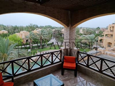 very prime location overlooking landscape and lagoon view - bahary - super lux finishing - fully furnished with kitchen and Ac's - ready to move - cha