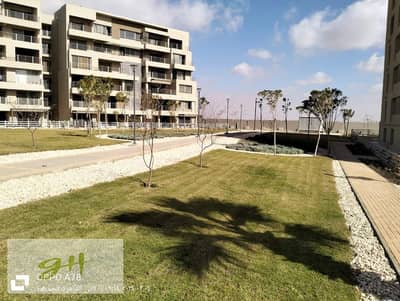 شقة جاهزة للاستلام للبيع في بالم هيلز كابيتال جاردنز Palm Hills Capital Gardens