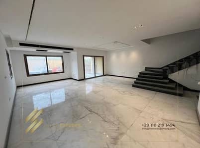 فرصة مميزة للسكن في أحد أرقى كمبوندات القاهرة الجديدة، بتصميم عملي ومساحات مريحة تناسب الأسرة.