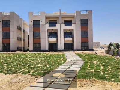 استلم شاليه متشطب بإطلالة مباشرة على البحيرة مع فيو رائع على أبراج العلمين وبأنظمة سداد مميزه