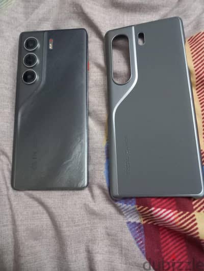Tecno Camon 40 Pro