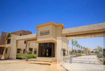 توبن هاوس متشطب بالكامل جاهز للايجار في كمبوند الما Alma Compound الحي التاني 2nd District الشيخ زايد الجيزه