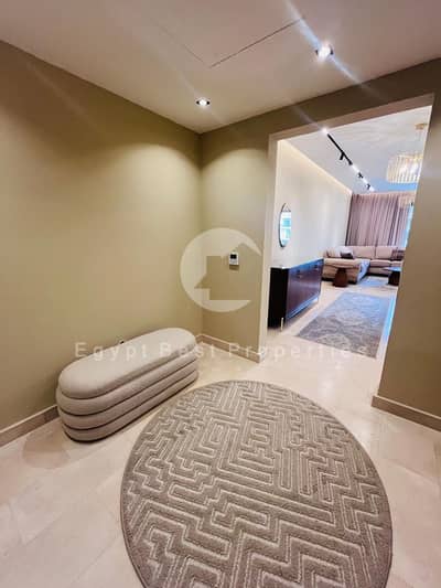 شقة مفروشة مودرن 3 غرف + ناني للايجار في سوديك فيليت V Residence