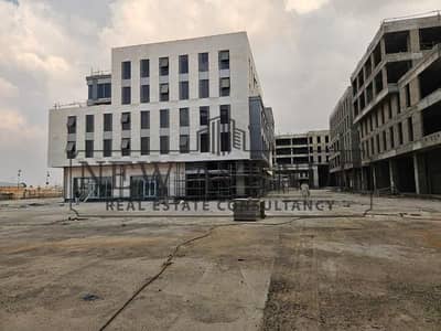 مكتب للبيع بمقدم 10%  - استلام سنتين - في سوان ليك ريزيدنسز AM:PM - SWANLAKE RESIDENCES -  حسن علام للتطوسر العقاري مباشرة علي طريق السويس