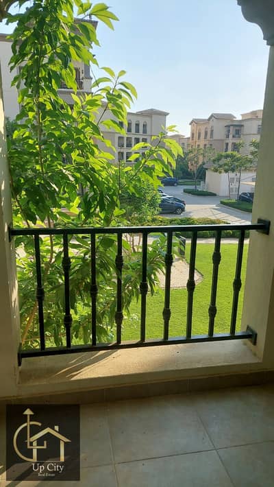 شقة للإيجار في ميفيدا – القاهرة الجديدة نصف مفروشه بالمطبخ والتكييفات والاجهزة