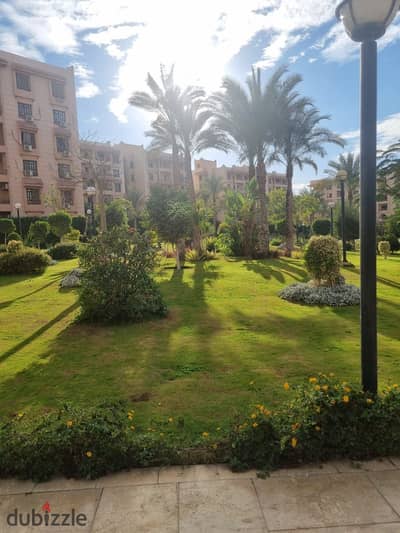 Apartment for rent wide garden view ready to move in typical floor with elevator Price negotiable with owner in Al Rehab 1 - Phase 5 - New Cairo