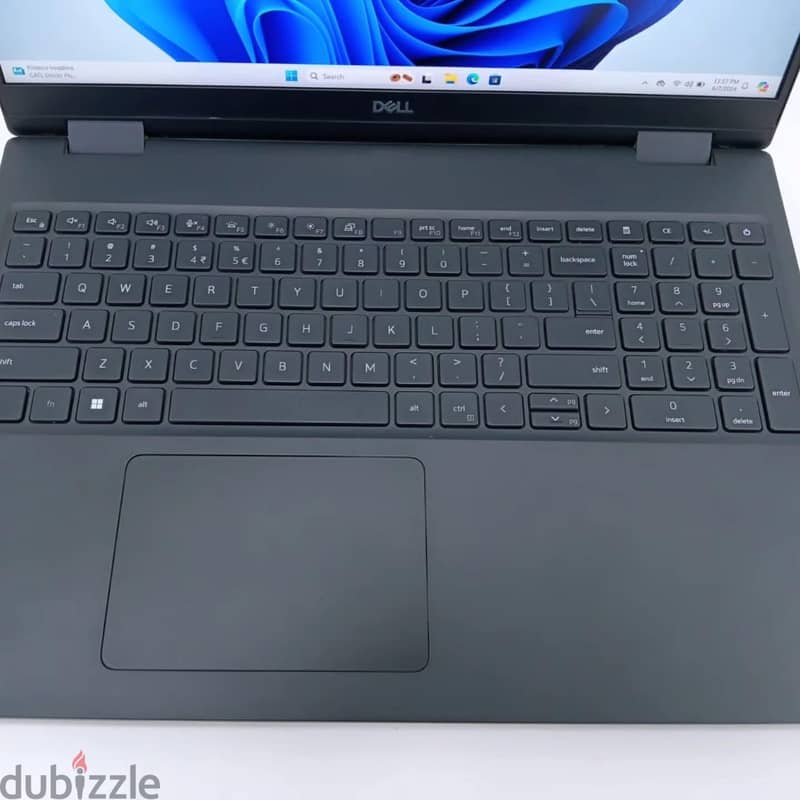 Dell Precision 7670 Workstation 3
