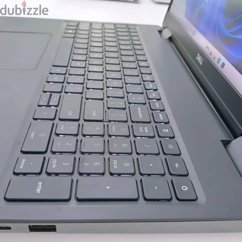 Dell Precision 7670 Workstation 4