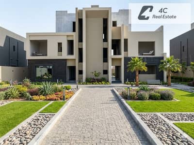 تاون هاوس فيلا للبيع باقل مقدم في الماركت 285م برايم لوكيشن 3 نوم في كمبوند سعادة ميو كايرو التجمع الخامس  Horizon saada new Cairo