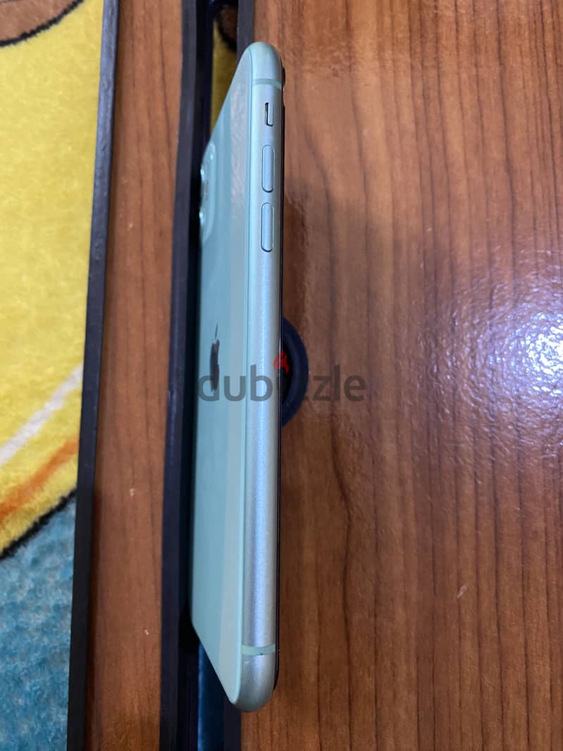 Apple - iPhone 11 2