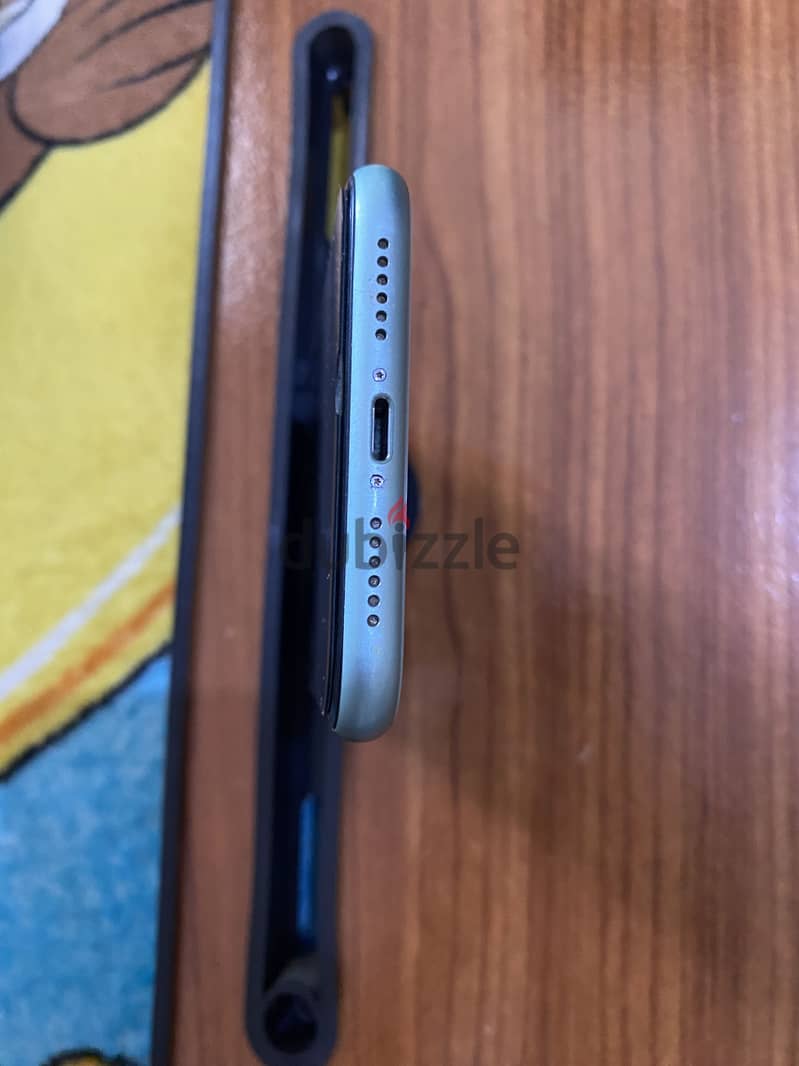 Apple - iPhone 11 3