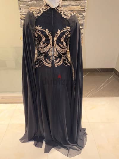Perla Dress Excellent condition - فستان بيرلا حالة ممتازة