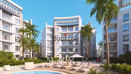 شاليه مميز للبيع في Q Bay – الساحل الشمالي  أرضي بجاردن خاصة