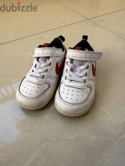 nike court borough