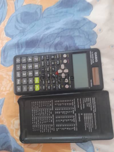 اله حاسبه كاسيو السوداء fx991
