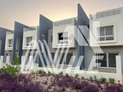 Fully Finished Townhouse With Kitchen Lowest Price In Hyde Park - New Cairo Special View
