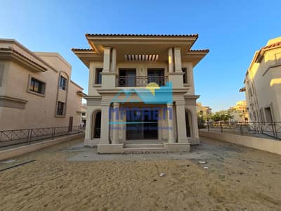 Villa Model D3 for sale in Madinaty at Four Seasons Villas with a wide garden view, immediate delivery