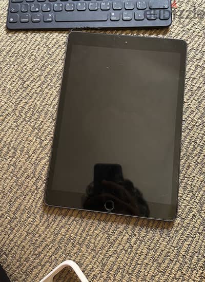 Ipad 8th (ايباد الجيل الثامن )