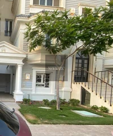 For Rent Fully Finished Largest  ivilla Garden 280 m + 80 m Garden In Mountain View Hyde Park 5th Settlement New Cairo near Mivida Emaar
