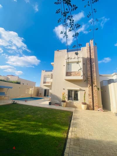 فرصه نادره فيلا راقيه بحديقه خاصه في كينج مريوط | الإسكندريه . فرصه نادره فيلا راقيه بحديقه خاصه في كينج مريوط | الإسكندريه .
