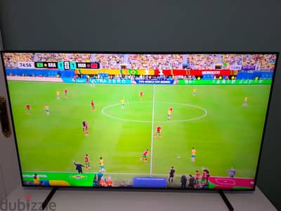 للبيع: Samsung Crystal UHD 4K Smart TV 60" – موديل UA60AU8000UXEG