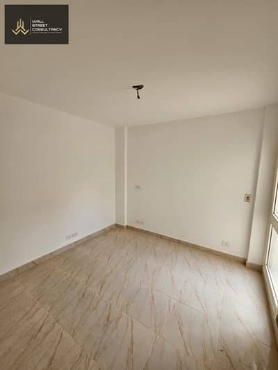 Apartment for Sale Directly from the Owner in the Heart of New Obour City