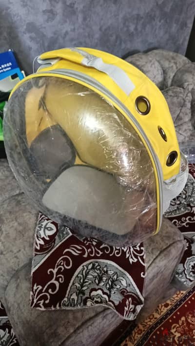 شنطه للقطط