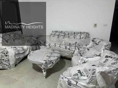 شقة مفروشة للإيجار – أول سكن في بريفادو مدينتي بريفادو – مجموعة 94 المساحة 131 متر الدور الثاني (متكرر) تتكون من: 3 غرف نوم منهم غرفة ماستر 2 حمام ريسبشن واسع مطبخ مجهز تشطيب شركة فرش جديد بالكامل أول سكن فيو مفتوح على جاردن وشارع شقة طرفية تتمتع بخصوصية شقة مفروشة للإيجار – أول سكن في بريفادو مدينتي بريفادو – مجموعة 94 المساحة 131 متر الدور الثاني (متكرر) تتكون من: 3 غرف نوم منهم غرفة ماستر 2 حمام ريسبشن واسع مطبخ مجهز تشطيب شركة فرش جديد بالكامل أول سكن فيو مفتوح على جاردن وشارع شقة طرفية تتمتع بخصوصية