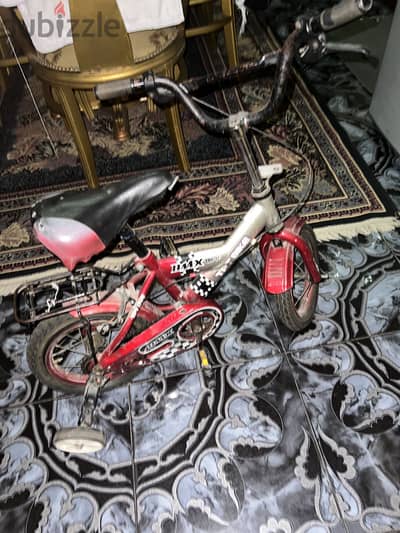 عجلة عادية