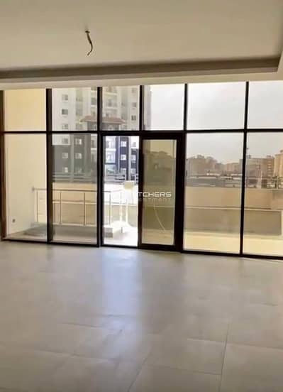 شقة متشطبة بخصم الكاش دايركت علي محور الامل بالعاصمة الادارية الجديدة - بكمبوند Jade Park R3