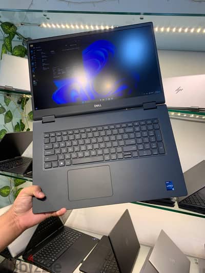  Dell Precision 7770 رامات 64 وكارت شاشه 16 جيجا