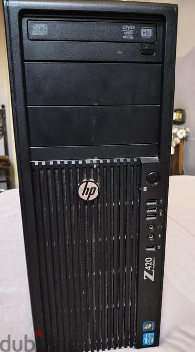 كمبيوتر HP Z420 إستيراد