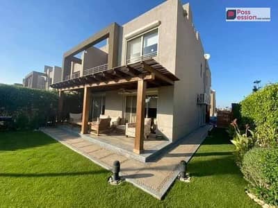 تاون هاوس فيلا بسعر مميز للبيع فى كمبوند بالم هيلز نيو كايرو بجوار ماونتن فيو Palm Hills New Cairo