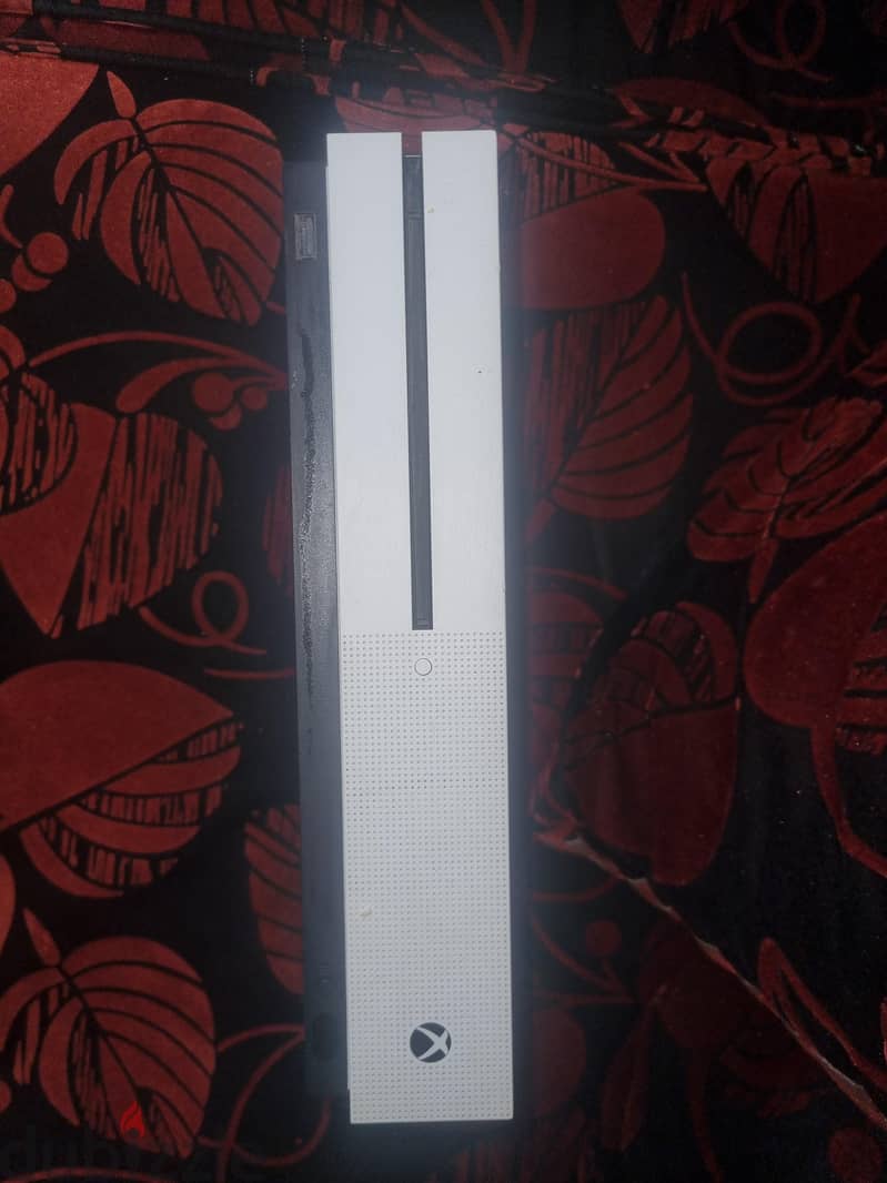 Xbox One S 2