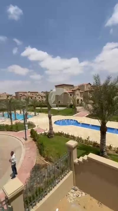 فيلا مستقلة 450م ريسيل استلام فوري موقع وفيو مميز للبيع في لافيستا سيتي la Vista City