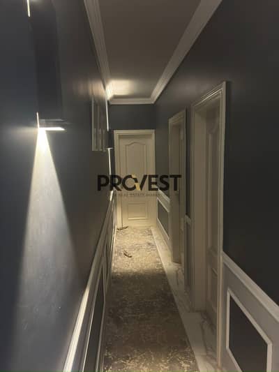 For sale: a 195 square meters apartment in Al-Shorouk, with superlux finishing.
