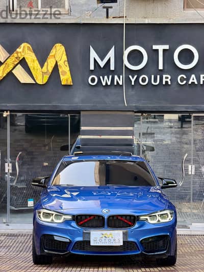 بي ام دبليو 320i 2019