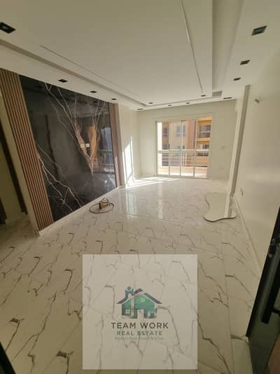 لقطة للبيع شقة ألترا سوبر لوكس بفيو البحيرات في دجلة بالمزA great deal: Ultra-super-lux apartment with a lake view in Degla Palms.
