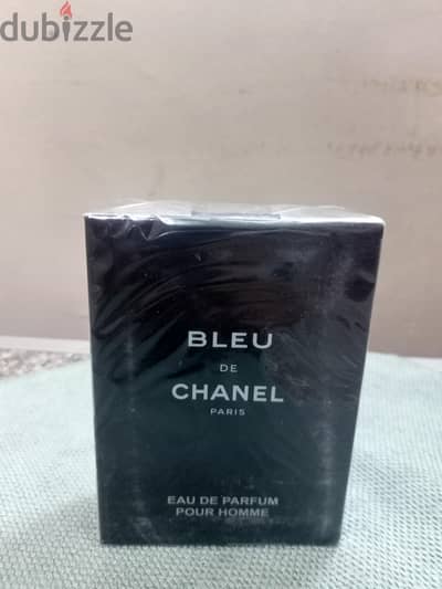 عطر بلو شانيل.