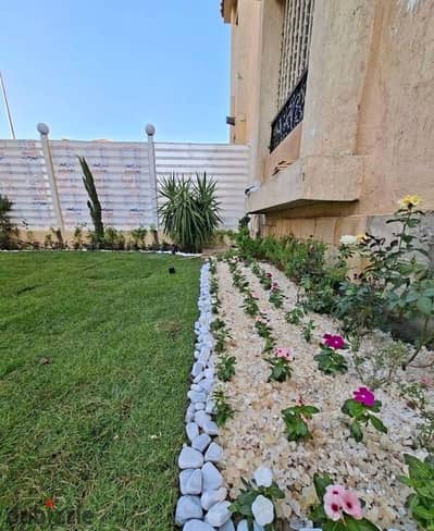 Apartment for sale in Al-Khamail Compound, Sheikh Zayed, Ground floor with Garden