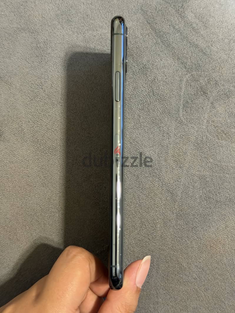 Apple - iPhone 11 Pro Max 6